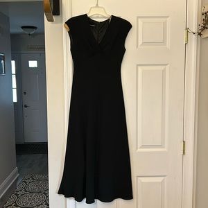 Jones New York size 4 black midi dress